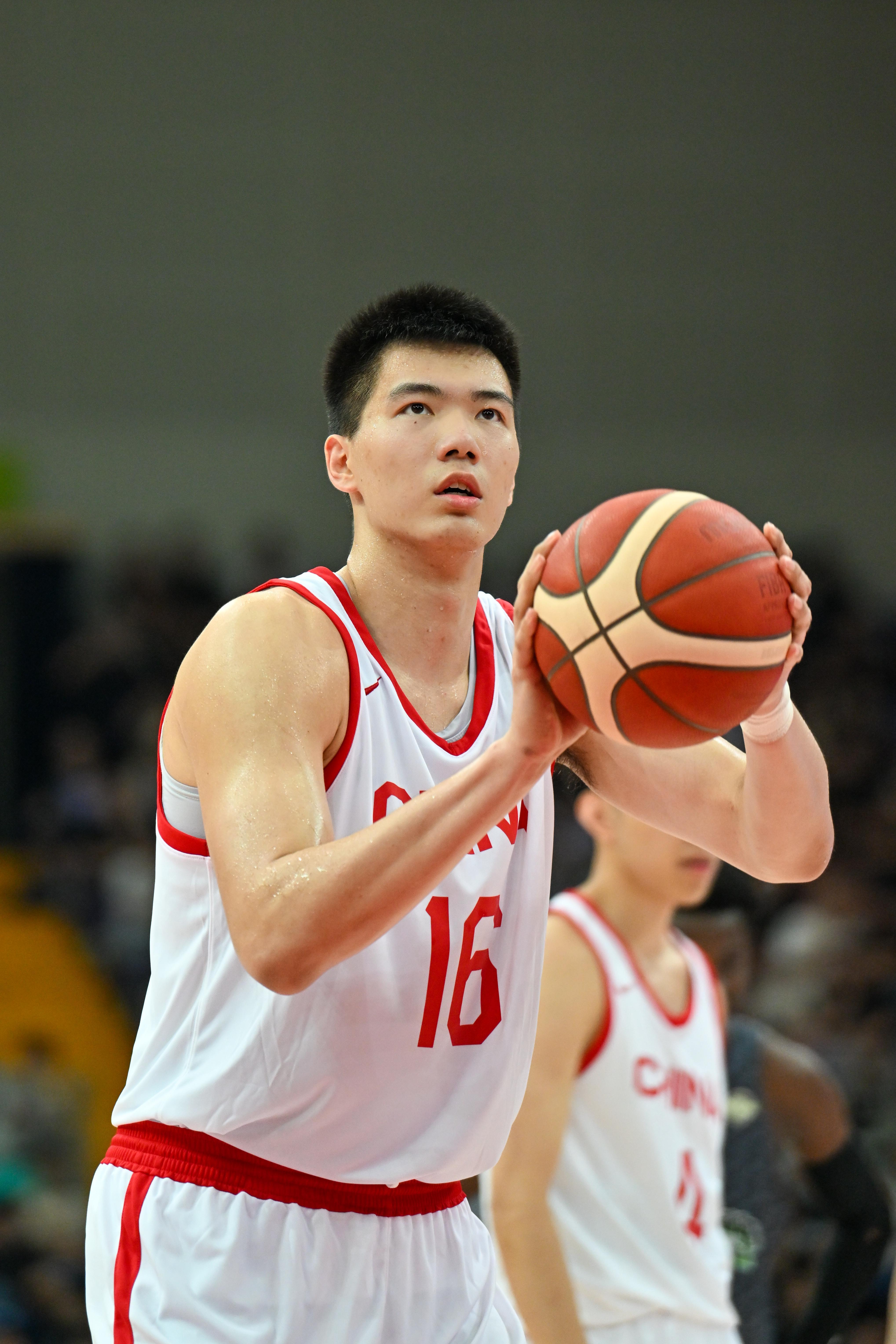 开云体育官方-广东男篮送出陈国豪等四人+大量现金，换回崔永熙+焦泊乔