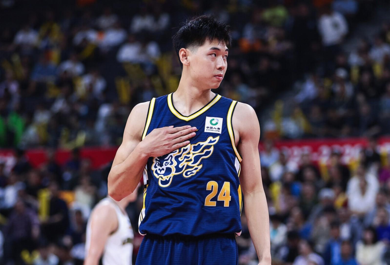 开云体育官方-抖抖锈迹，崔永熙时隔688天再度站上CBA赛场，5中1拿到2分3板